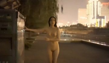 北京天使DensTinon极限街头露出!!挑战全裸夜行公园!!