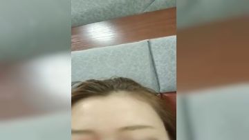 【国产自拍】白领兼职女主播和土豪粉丝宾馆豪华套房约炮