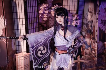 稚气萝姬 萌新推特00后露脸美少女▌白莉爱吃巧克力▌超色情Cos甘雨粉嫩凸激乳粒 娇艳欲体粉嫩白虎色气满满