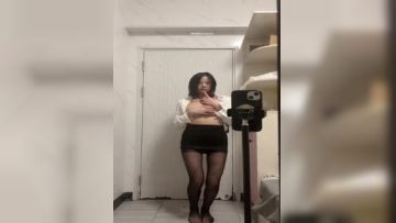 《最新✅精品✅福利》⭐青春无敌⭐抖音风推特人气极品身材女神【小西西】定制福利全集⭐逆天大长腿鲍鱼抖得要起飞(32)