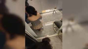 巨乳美女黑丝大长腿被强行插入