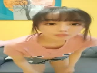 屌丝修理工3P爆乳美女