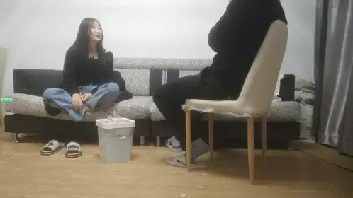 【杜总全国探花】风骚小姐姐妩媚温柔很配合角度变换频繁效果极佳