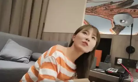 壮哥装腼腆套路极品性感高素质短裤美女,淫叫 你怎幺那幺大,那幺硬,插到底了