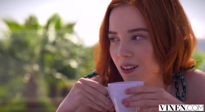 Lottie Magne甜美新星的奢华首秀