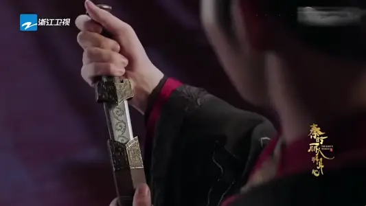 AI换脸迪丽热巴深宫秘戏：冷艳妃子夜夜承欢，床榻淫乱情仇