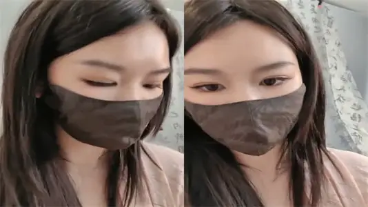 黑丝苗条妹子淫声浪语撩骚互动，上位骑乘假阳具激情操弄！