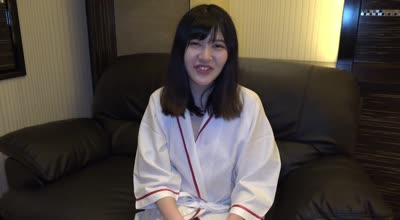 FC2PPV-4732107身高170cm美苗条20岁清纯认真性格背后潜藏的超级淫乱